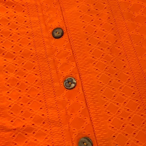 SOLD Orange top - Picture 5 of 6